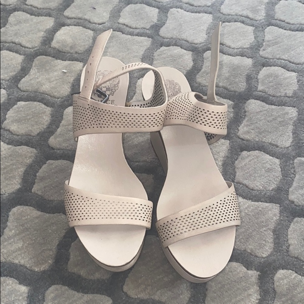 Vince Camuto Wedges
